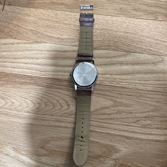 Van Heusen Mens Watch - Picture 3 of 4